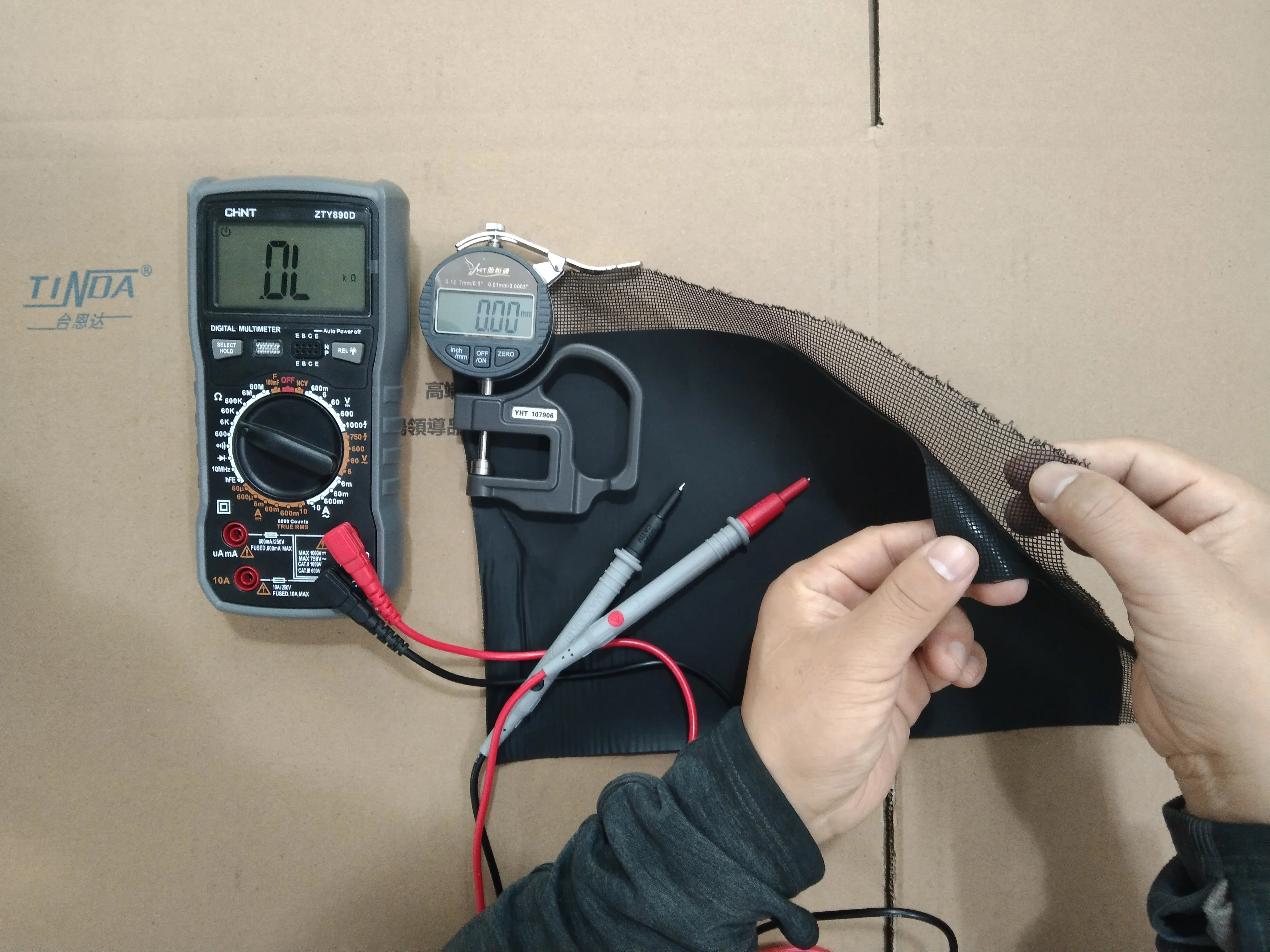 thermoplastic elastomer thin carbon silicone rubber sheet medical grade conductive high tension rubber sheet