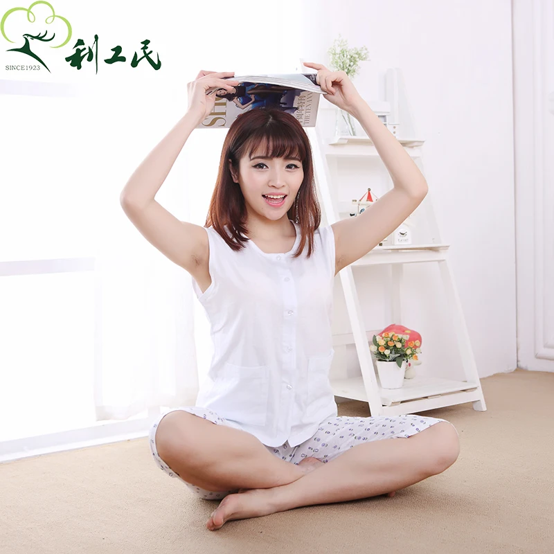 Round neck Chinese vintage cotton white double pocket button up shirt vest for women