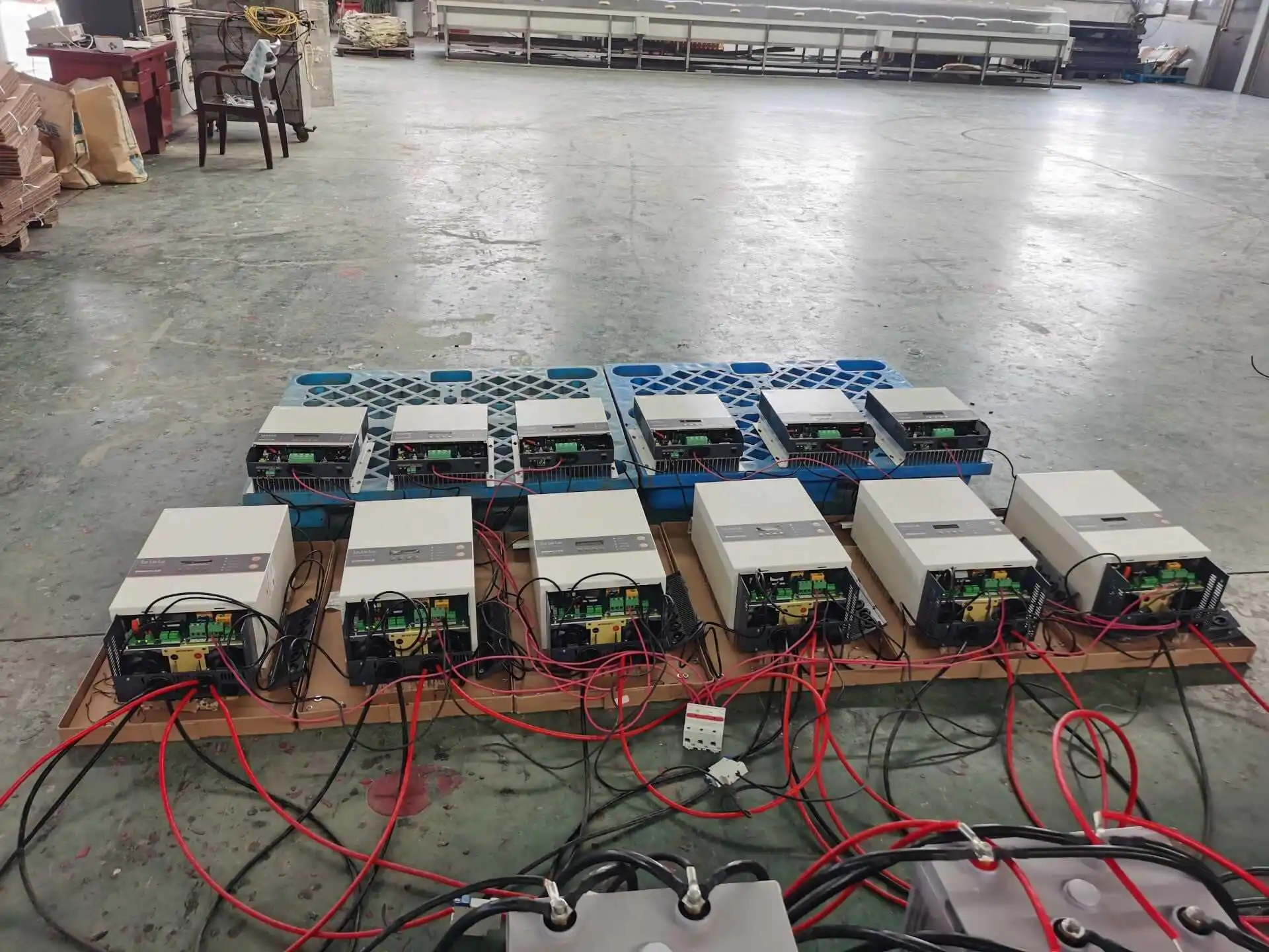 BR SOLAR Hybrid off grid 5KW 6KW 8KW Three Phase Single Phase Pure Sine Wave Inverter for solar power system