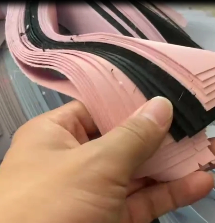 Sell Well leather garment PU jacket flocking cloth Muti-lay fabric insole  CNC cutting machine