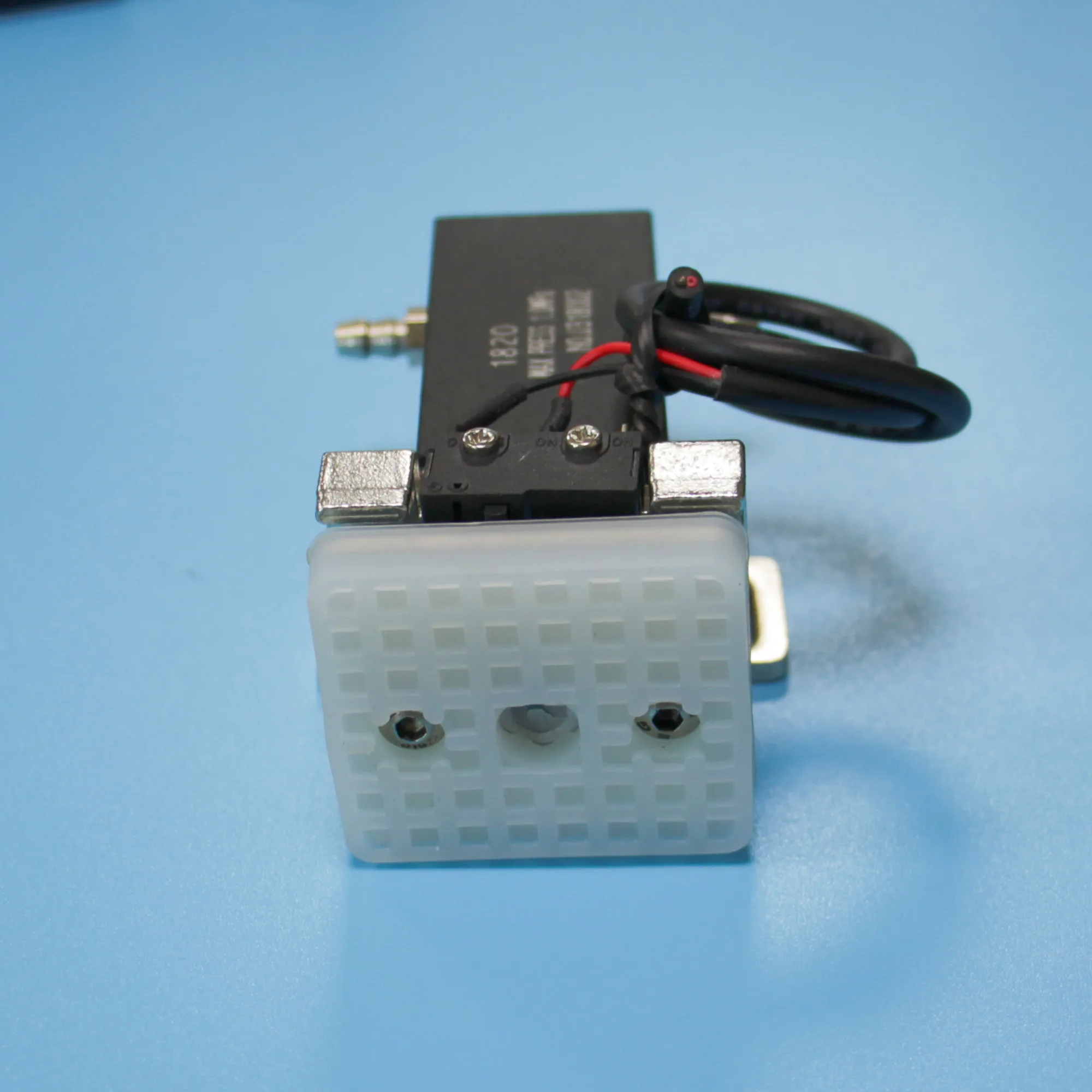 verified supplier Manipulator Parts Holding Fixtures Cylinder Micro-Motion MCD-10+3540PT Detection Micro-Cylinder Pneumatic Components