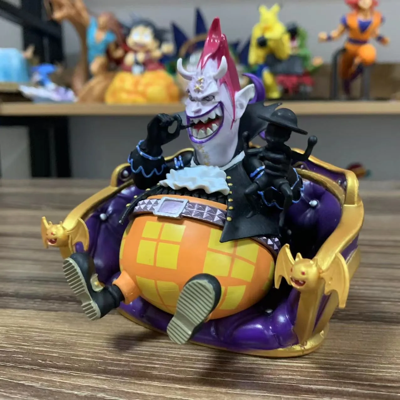 One Piece Anime Figures Gekko Moria Sitting Posture PVC Action Figure Collections Model Dolls Toys Kids Gifts