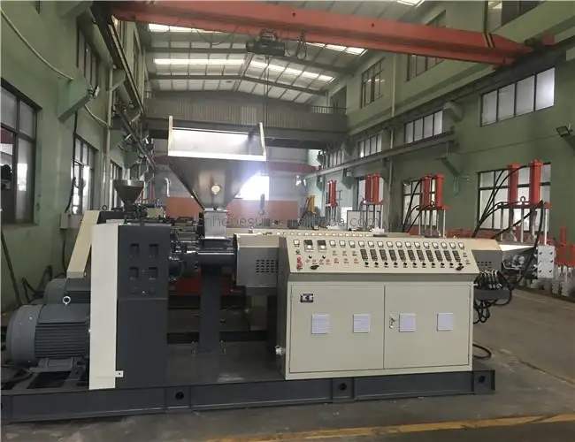 Пластиковые гранулы из сшитого полиэтилена