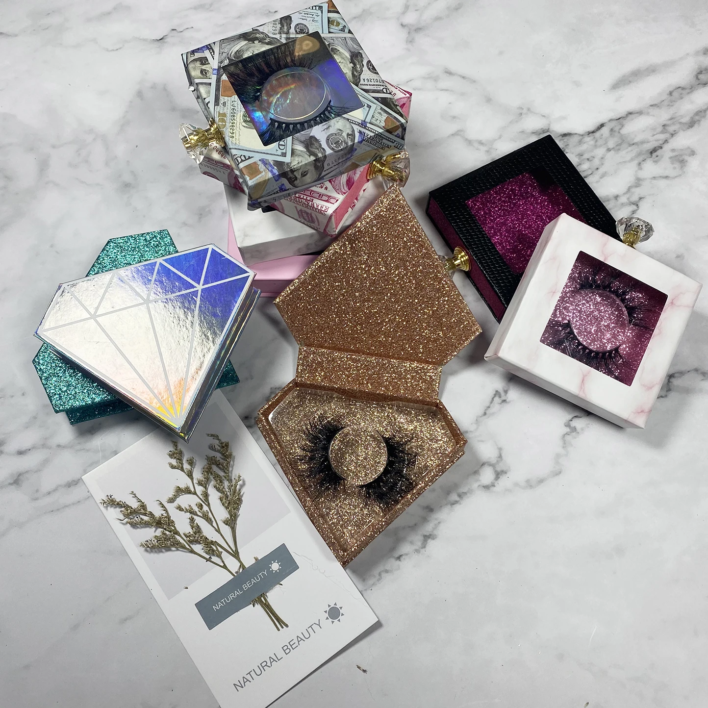 
Best Selling 25mm 100% Real Mink Fur Eyelash Full 3D Cruelty Free lashes With Custom Package 