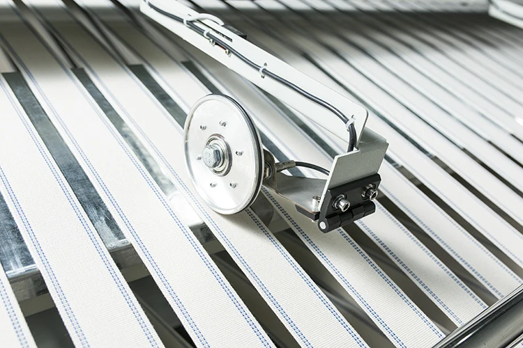 Commercial Laundry Folding Machine Full Automatic Laundry Fabric Folding Machinery Equipment