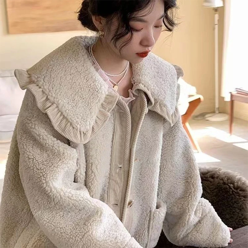 Fashion Winter Vintage Lamb Wool Coats Women Elegant Peter Pan Collar Jackets Women Button Down Pockets Solid Coats Ladies DE01