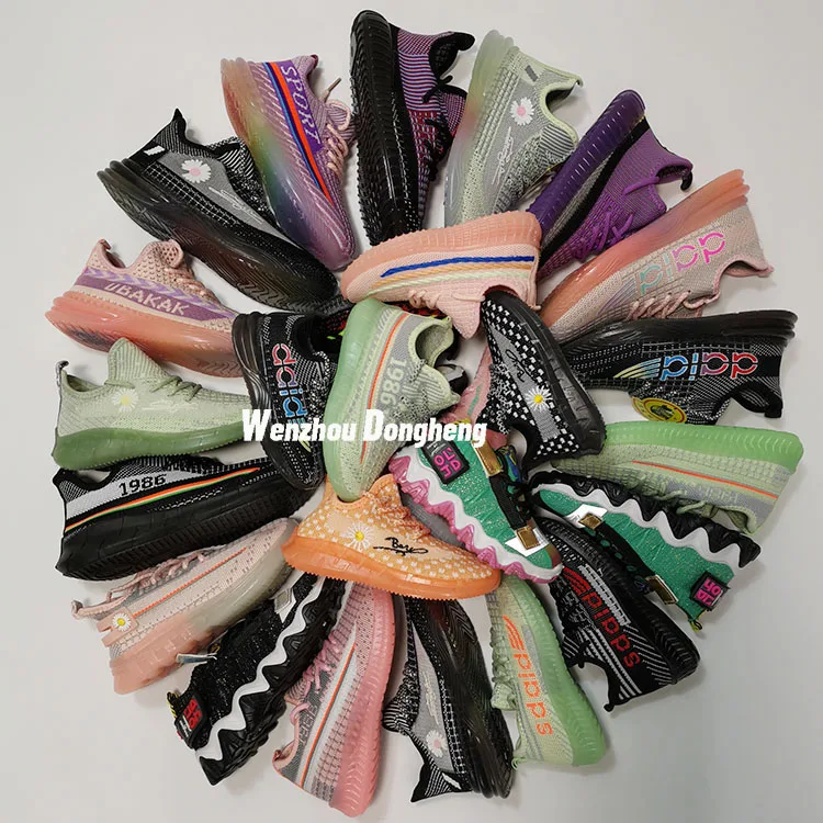 Colorful Lightweight Flying Knit Shoes For Kids Casual Jelly Shoes Kids Sneakers Wholesale 2022