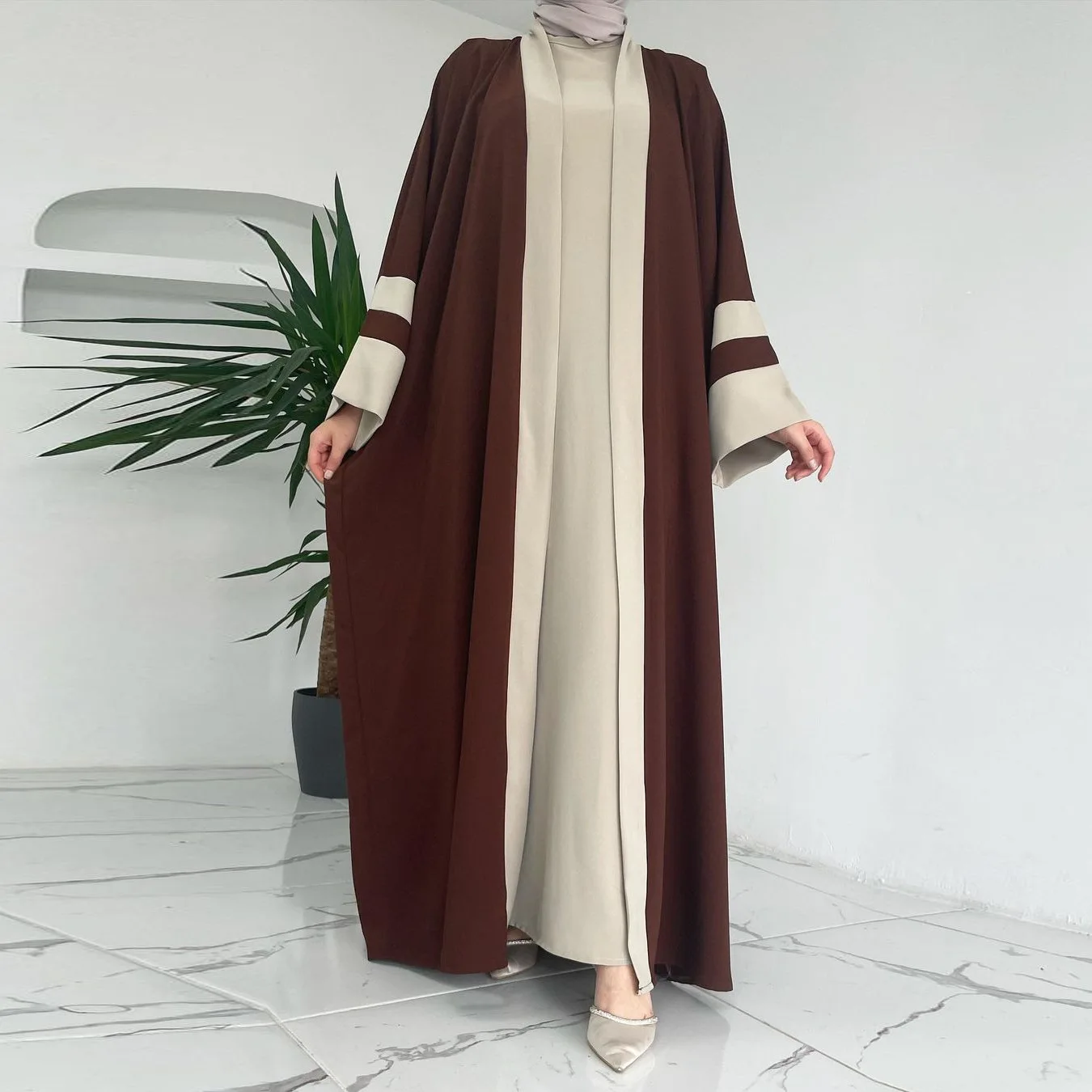 Оптовая продажа модель eid Абайи для открытой черной льняной одежды роскошный новый женский халат 2024 женское мусульманское платье комплект из