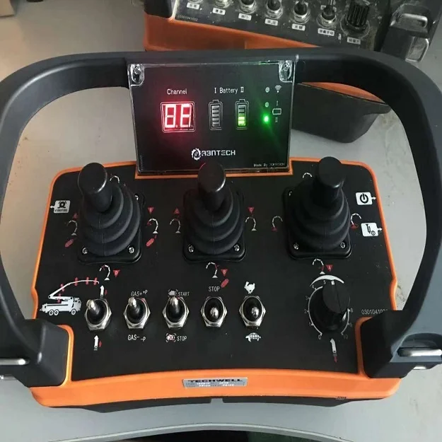 Concrete Pump Spare Parts Concrete Pump Remote Control HBC727 /HBC735 For Putzmeister Zoomlion Sany