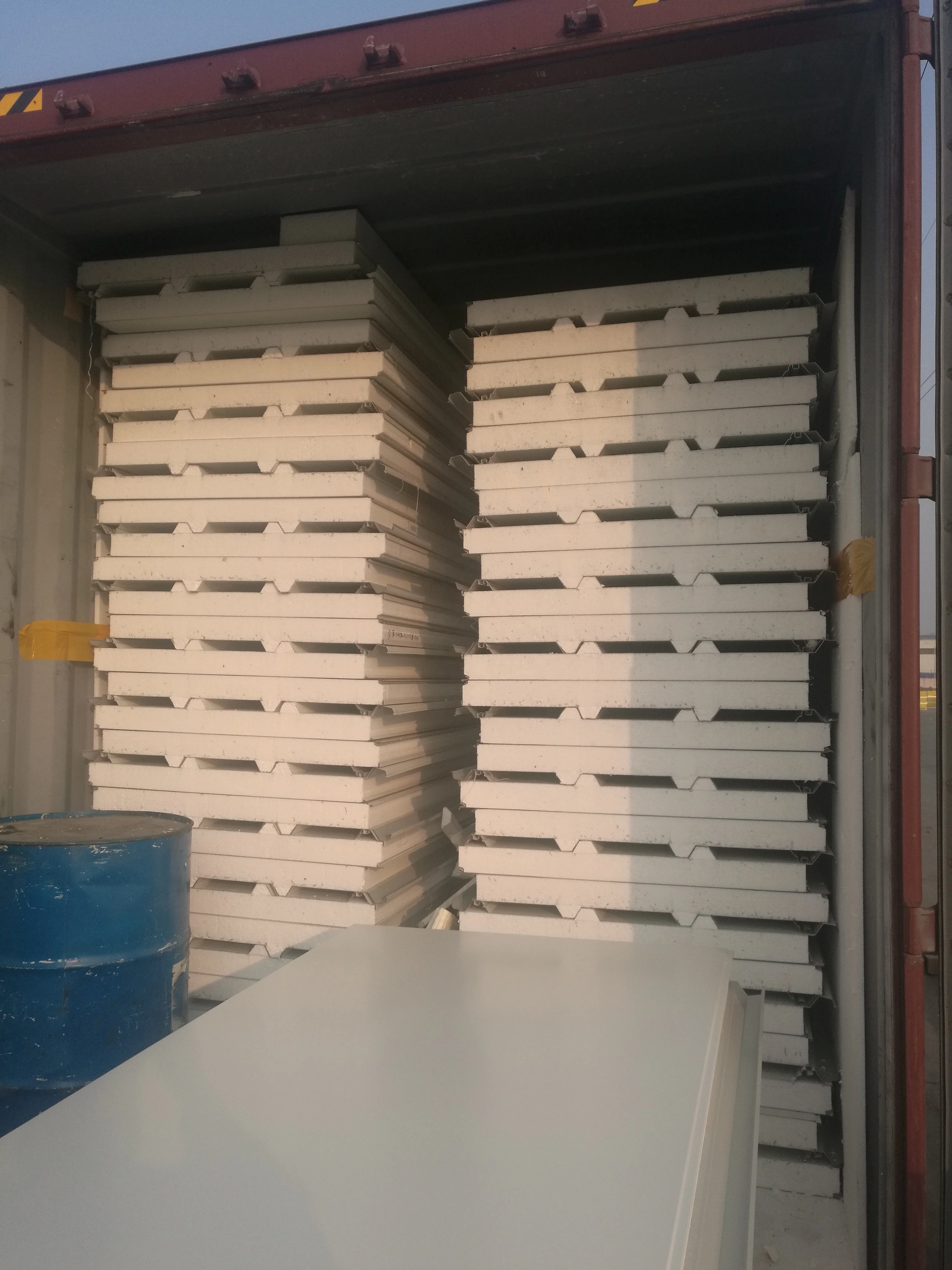 Australian standard cheap EPS / styrofoam / polystyrene sandwich wall and roof panels for shed / poultry house