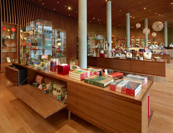 Retail Jewelry Store Shopping Mall Display Shelf Glass Cabinet Display Showcase for Toy ODM