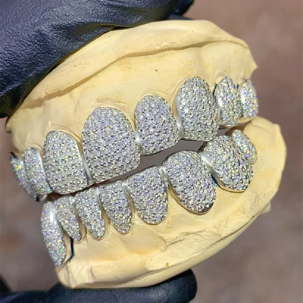 Hip Hop Custom Teeth Moissanite Silver Grillz 10 Top 10 Bottom Iced out vvs Diamond Moissanite Grillz