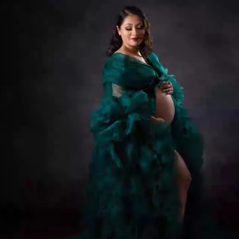 Dark green pregnant woman dress dress photography studio long sleeve layering floor length skirt