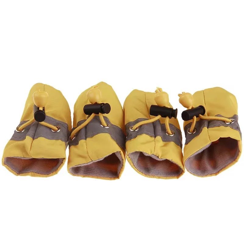 Winter snow dog shoes Fashion warm dog boots Pet outdoor rain boots Easy to clean and not easy to wear