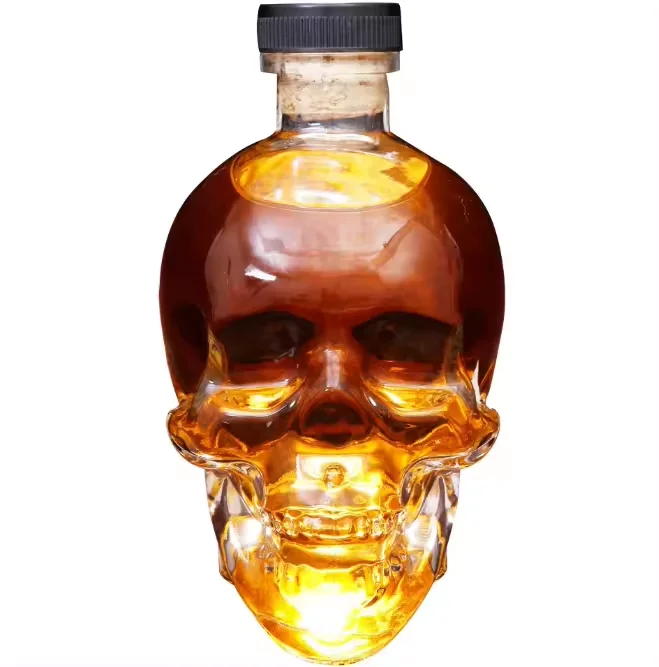 Custom Special Skull Shape 750ml Glass Spirit Bottle Whisky Liquor Bottle With Wooden Cork