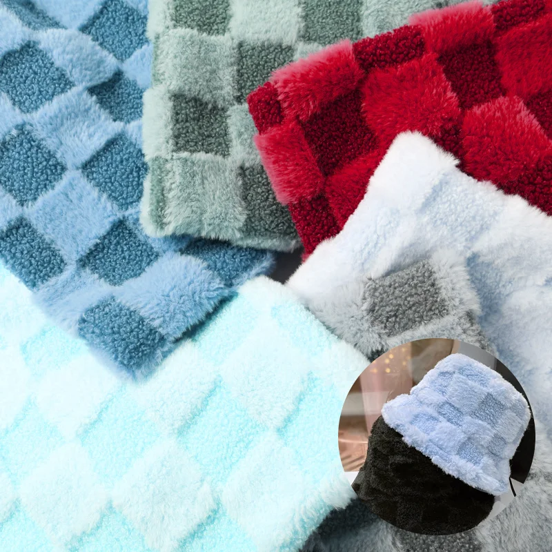 Direct Manufacturer Plush Toy, Sofa Cloth Boucle Fabric Knitting 100% Polyester Eco-Friendly Granular Teddy Fabric/