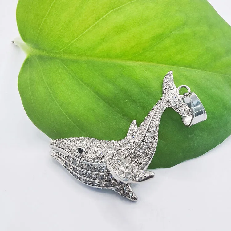 Custom Wholesale Classic Style Cute Jewelry Stainless Steel Bling Zircon Dolphins Pendant Necklaces For Women