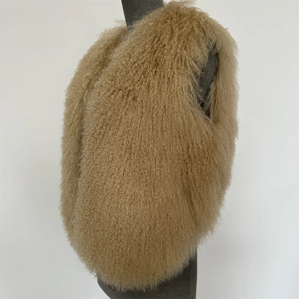 Custom Wholesale New Fashion Design Winter Vest  Real Mongolian Lamb Fur vest short vest with real fur for ladies