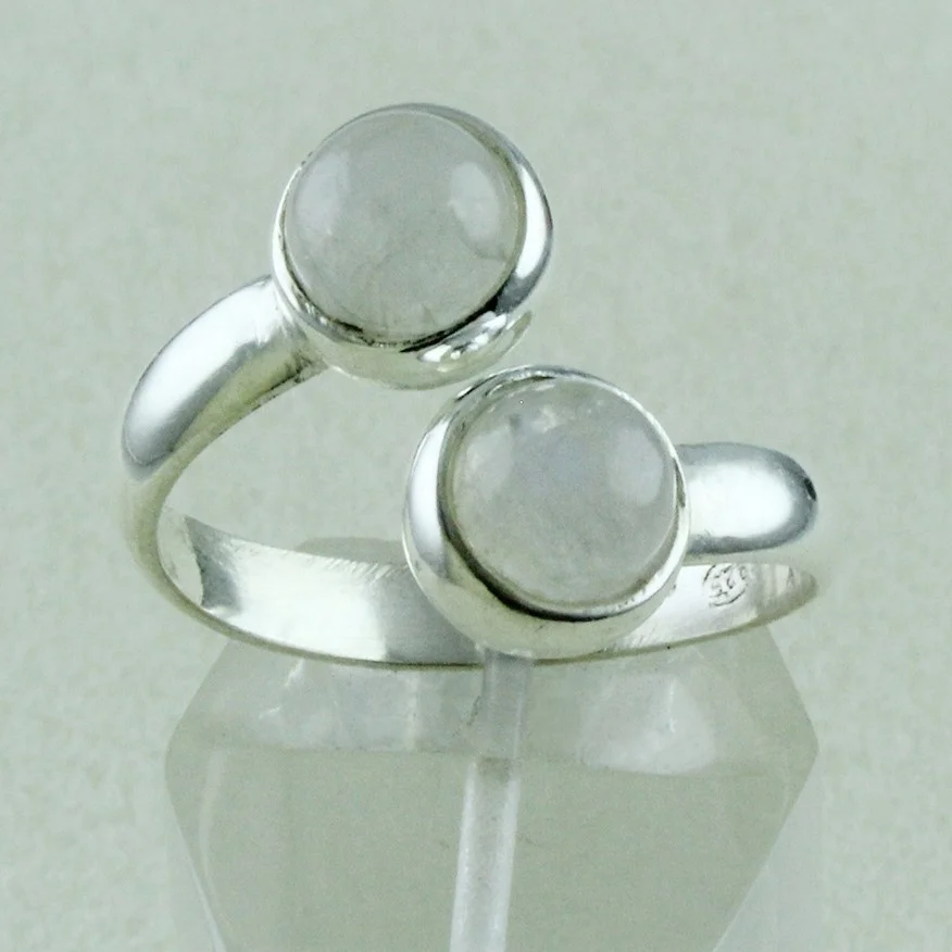 Unique Round Shape Rainbow Moonstone 925 Sterling Silver Adjustable Ring Jewelry
