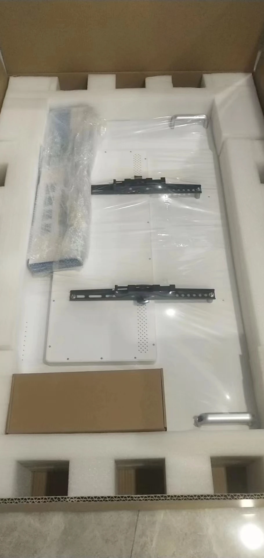 AKX Medical Grade LCD High Resolution and Brightness Surgical Display IKEDA 8155
