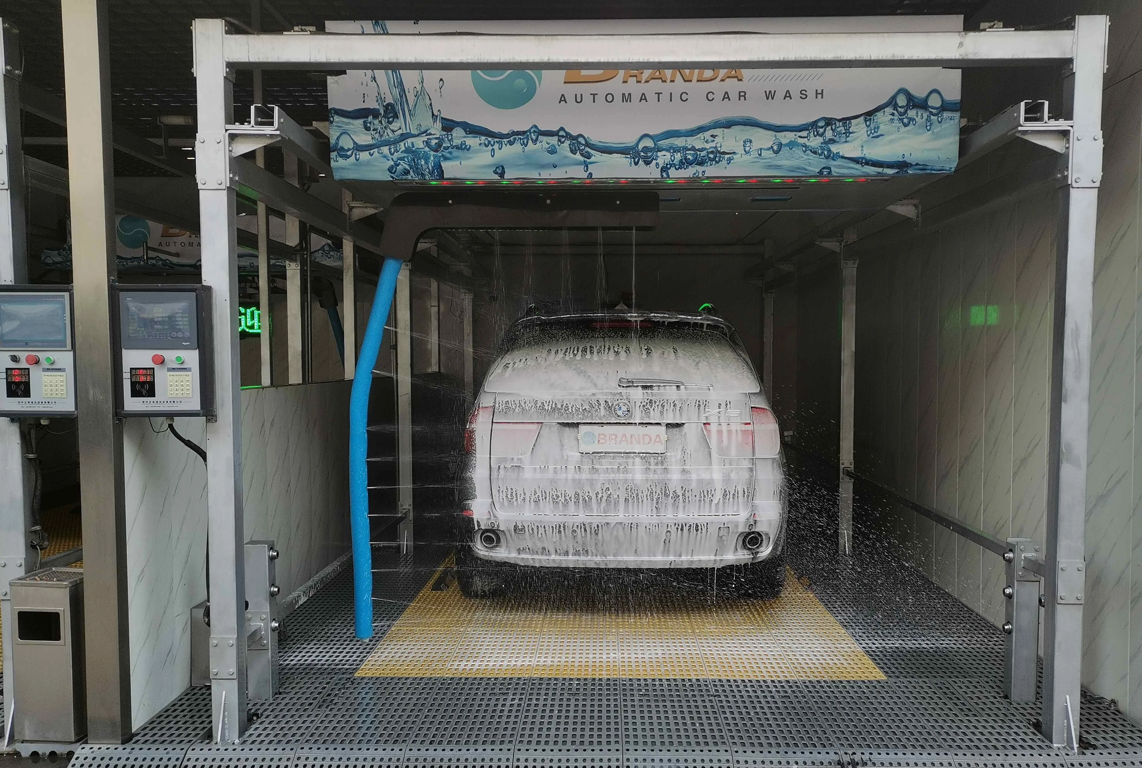  Автоматическое оборудование для мойки автомобилей Branda