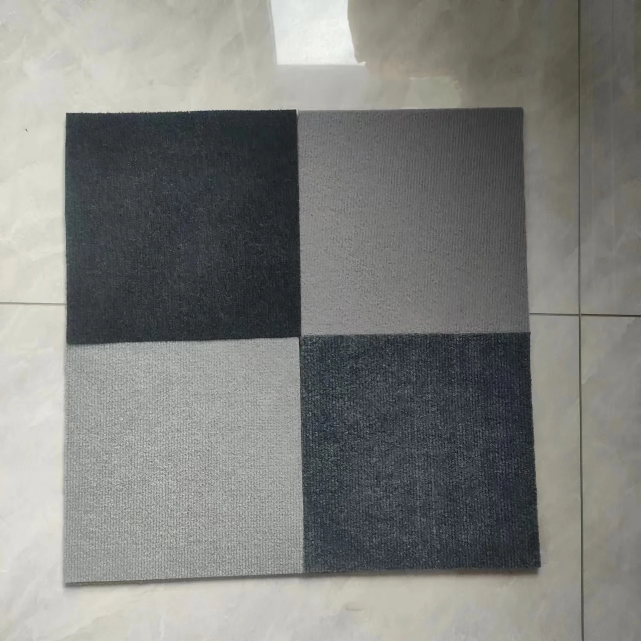 Eco-friendly Removable Modular Loop Pile Self Adhesive Carpet Tiles or TPE Backing Nylon Office Commercial Flooring Carpet Tiles