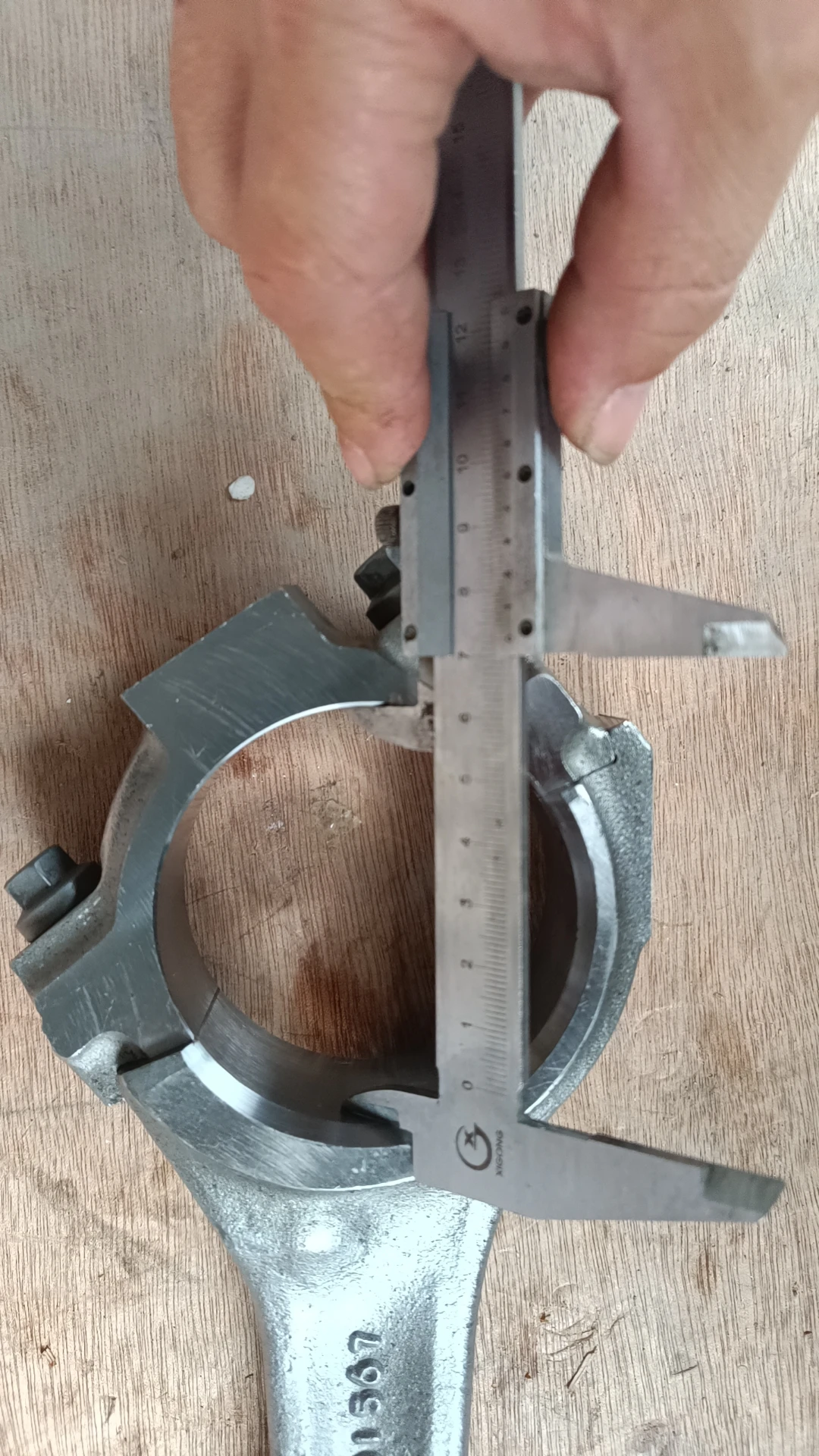 LGMC C-ummins Parts C3942581 Connecting rod B5,9