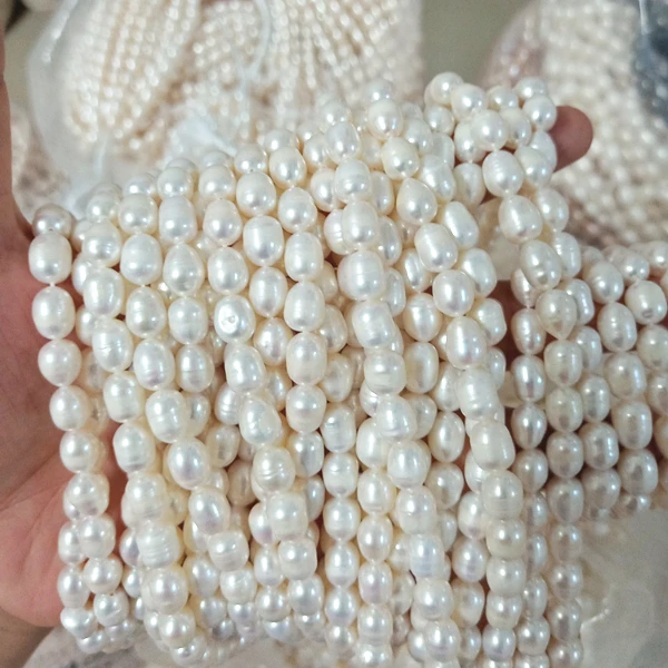 Wholesale Fresh Water Pearl Cheap 7mm Rice Shape Cultured Pearl Necklace Loose Rice Pearl Strand