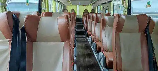 Yu  Tong Used Bus ZK6907 Coach Bus Luxury of 2021 39 Seats Bus Prices Diesel Airbag Chassis