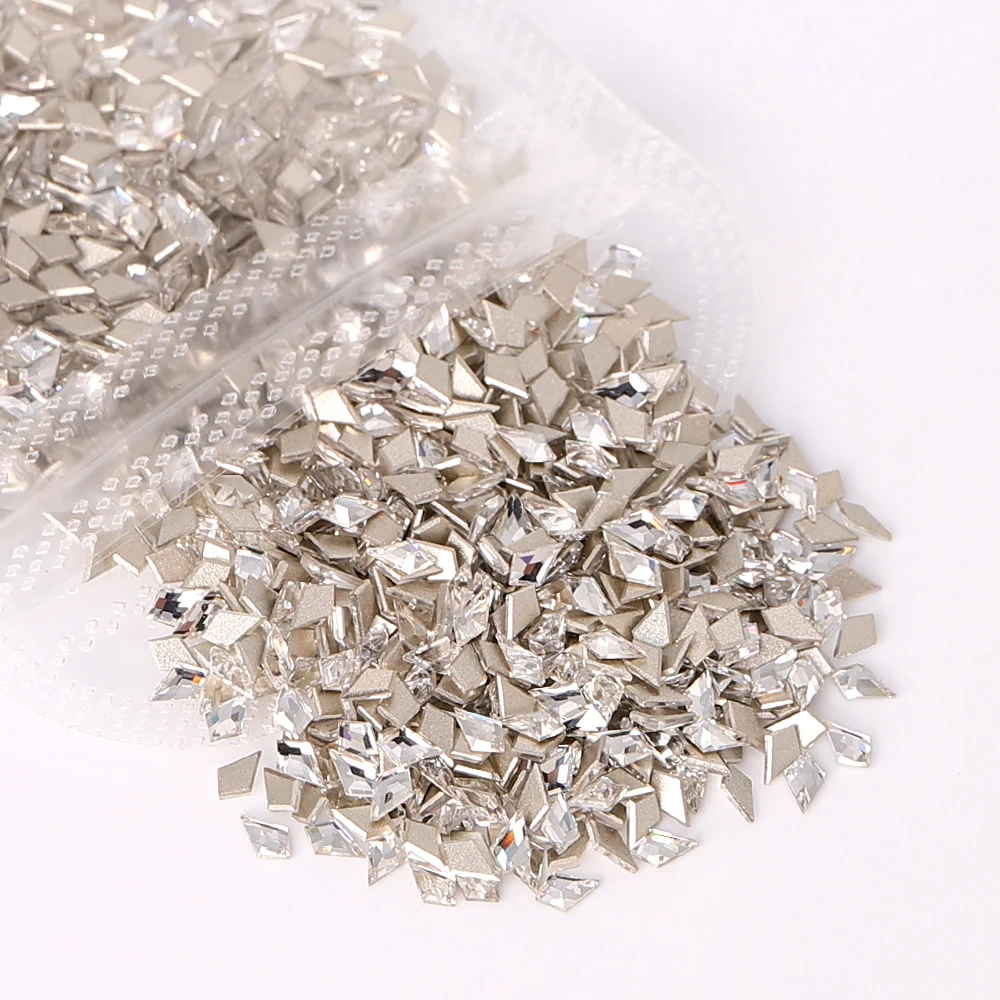 QIYI High Quality Hot Sell Stylish Multi Fashion Luxury Quality Shimmering Arrow Glass Beveled Flat Back Rhinestone For Nail Art