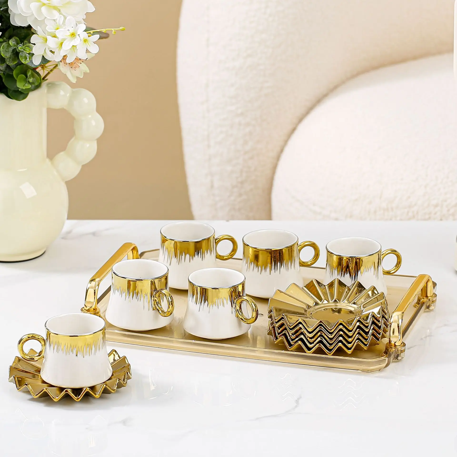 Good Quality New Arrivals Gold-Plated Ceramic Coffee Exquisite Reusable European Gift Box Cup Set With Tray