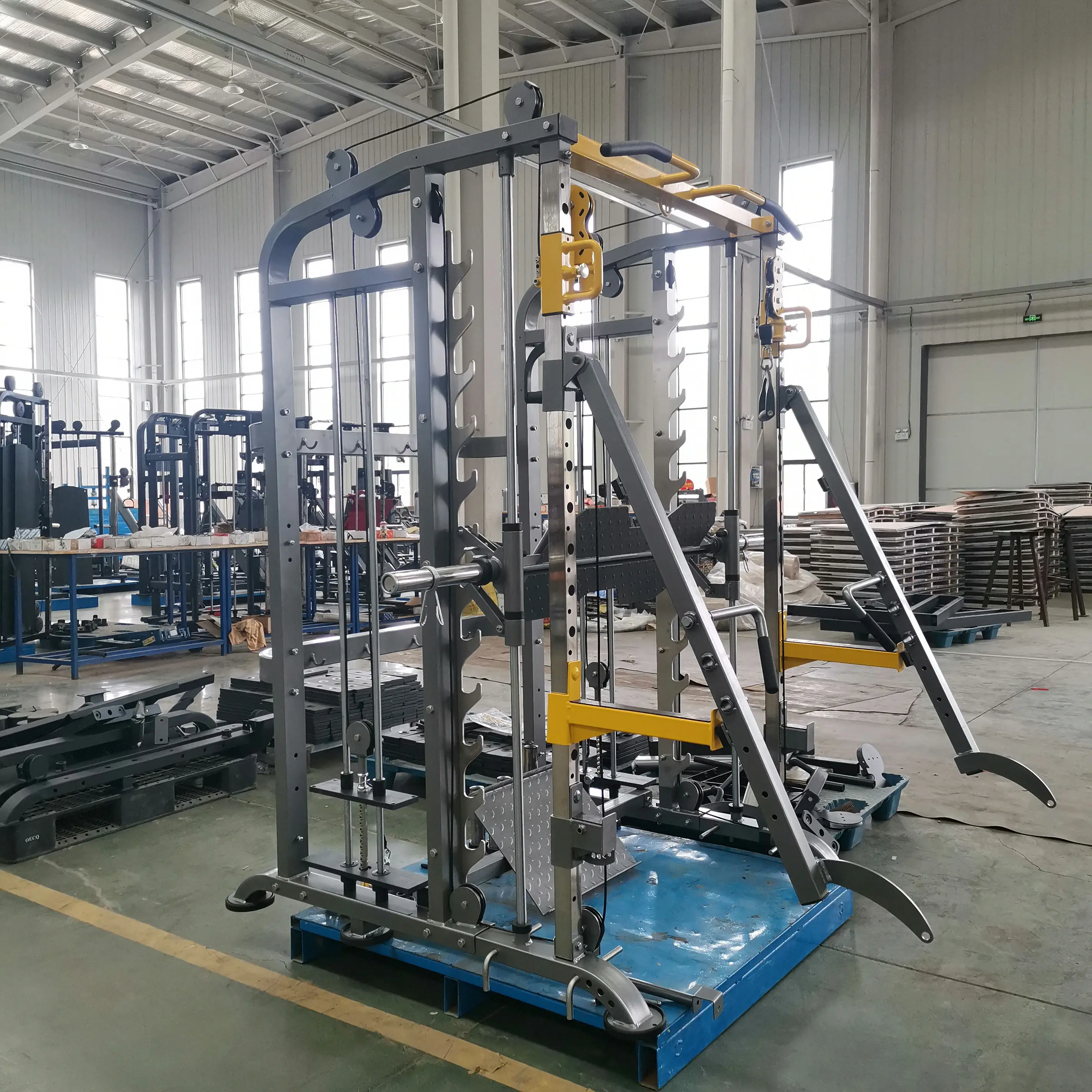 Multi Function Station High Quality Smith Machine Cable Trainer Plate Loaded Machine 3D Smith Machine