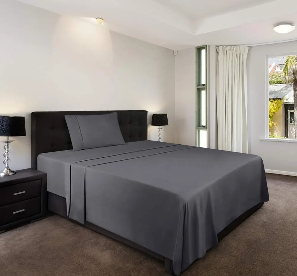 Dark color 100% polyester weave soild dyed brushed fabric  90gsm microfiber sheet set fabric for bed sheets home textile