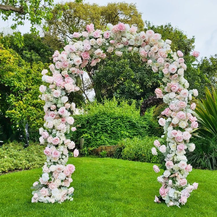 2024 New design wedding event decoration Heart Horn flower arrangement silk artificial wedding flower arch
