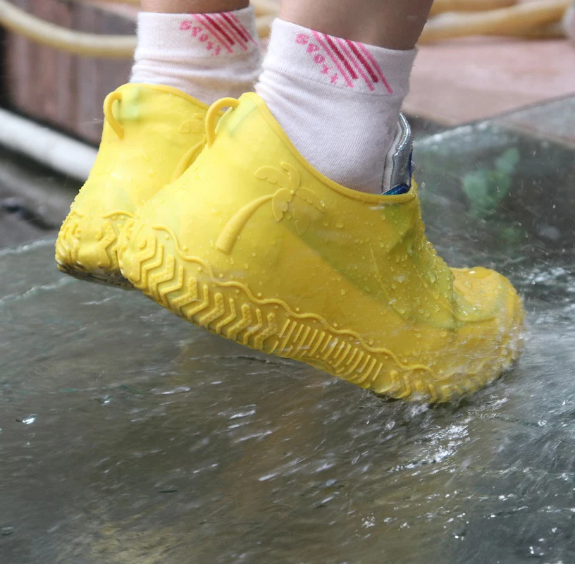 Slip Proof Flexible Easy Wear Shoe Rain Cover Waterproof Silicone Shoe Protection Cover