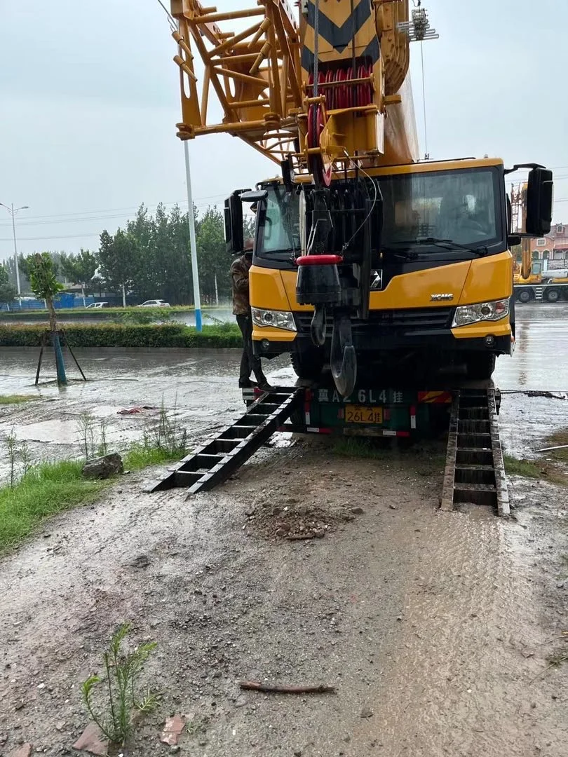 50ton XCMG QY50KA mobile truck crane with lower price, XCMG truck crane for sale