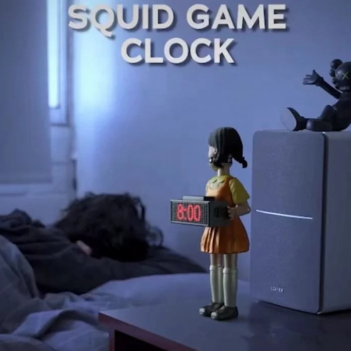 Biumart Hot Saling Squid Game Accessories Clock Can be Turned to Emit Sound Music Alarm Gift