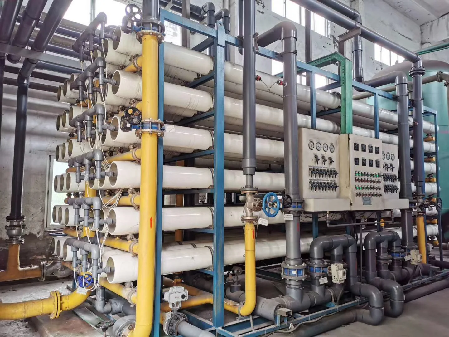 Customized reverse osmosis brackish water desalination purification equipment ion separation equipment uf membrane 100L-10T