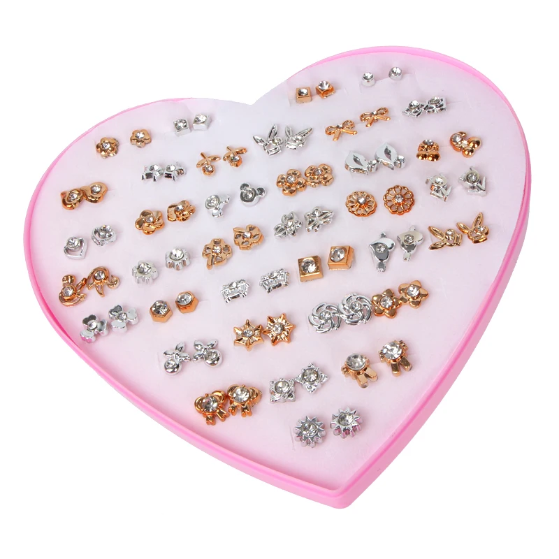 Набор серег-гвоздиков с золотым и серебряным бриллиантом, 2021, 36 пар в коробке