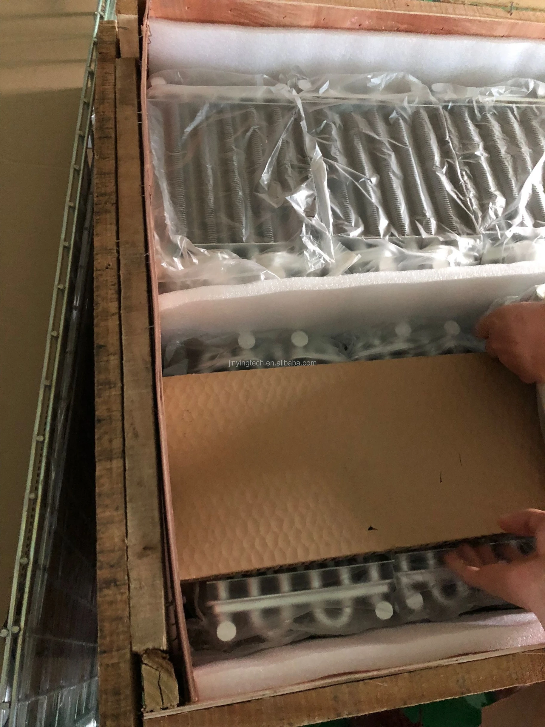 Manufacture heat exchanger, wall boiler heat exchanger