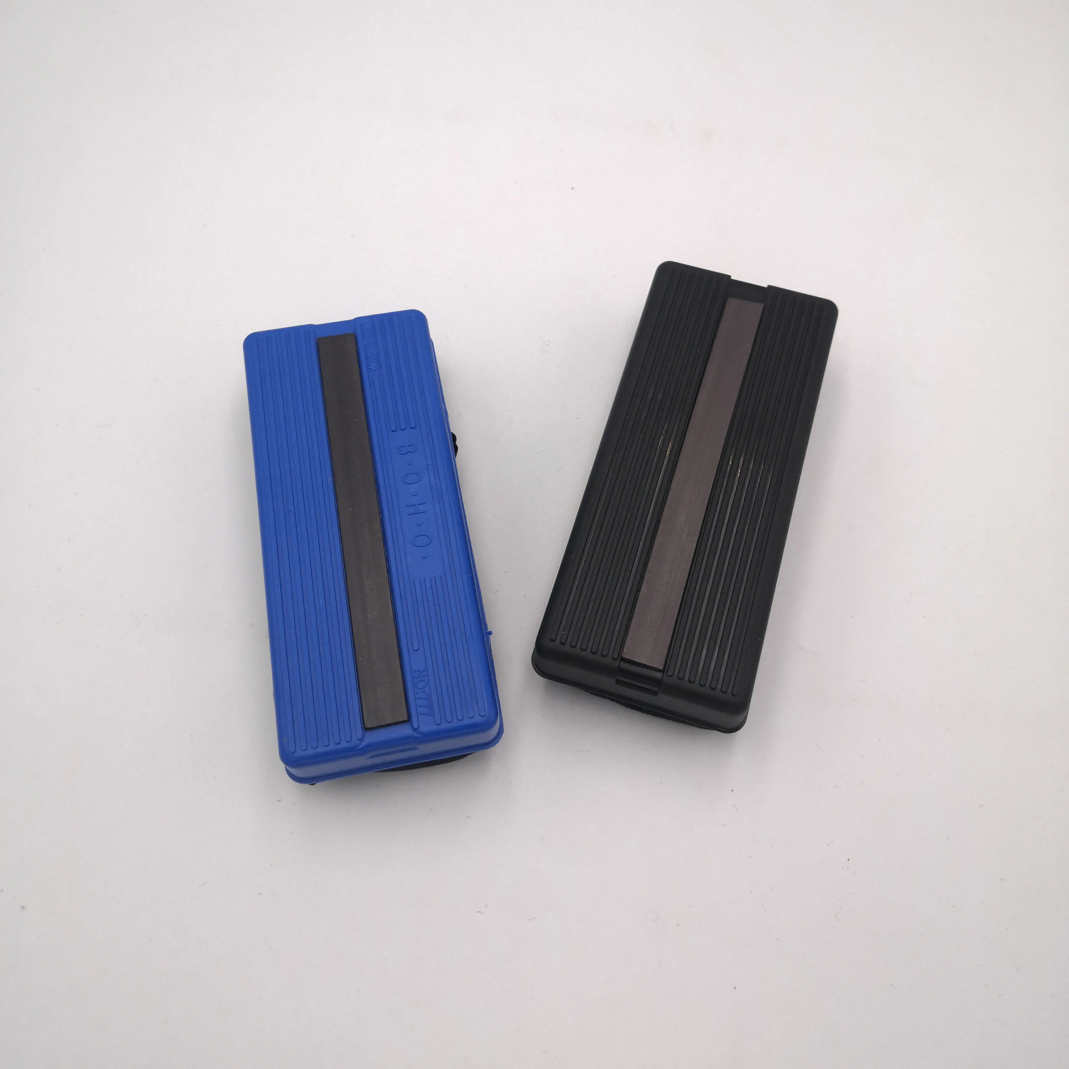 high quality plastic material retangular shape magnetic marker board eraser with magnetic stripes