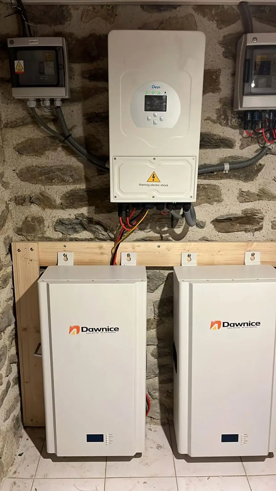 Солнечный инвертор Deye sun-10k-sg04lp3-eu 48 В 10000 Вт для домашней системы