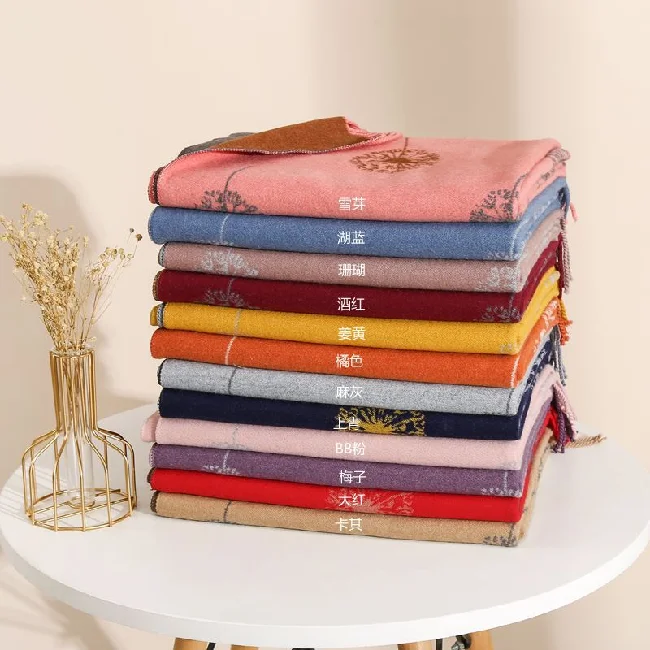 New Heavy Weight Large Size Winter Wear Warrm Cashmere Pashmina Scarf Two Color Flower Fashion Shawls for Women