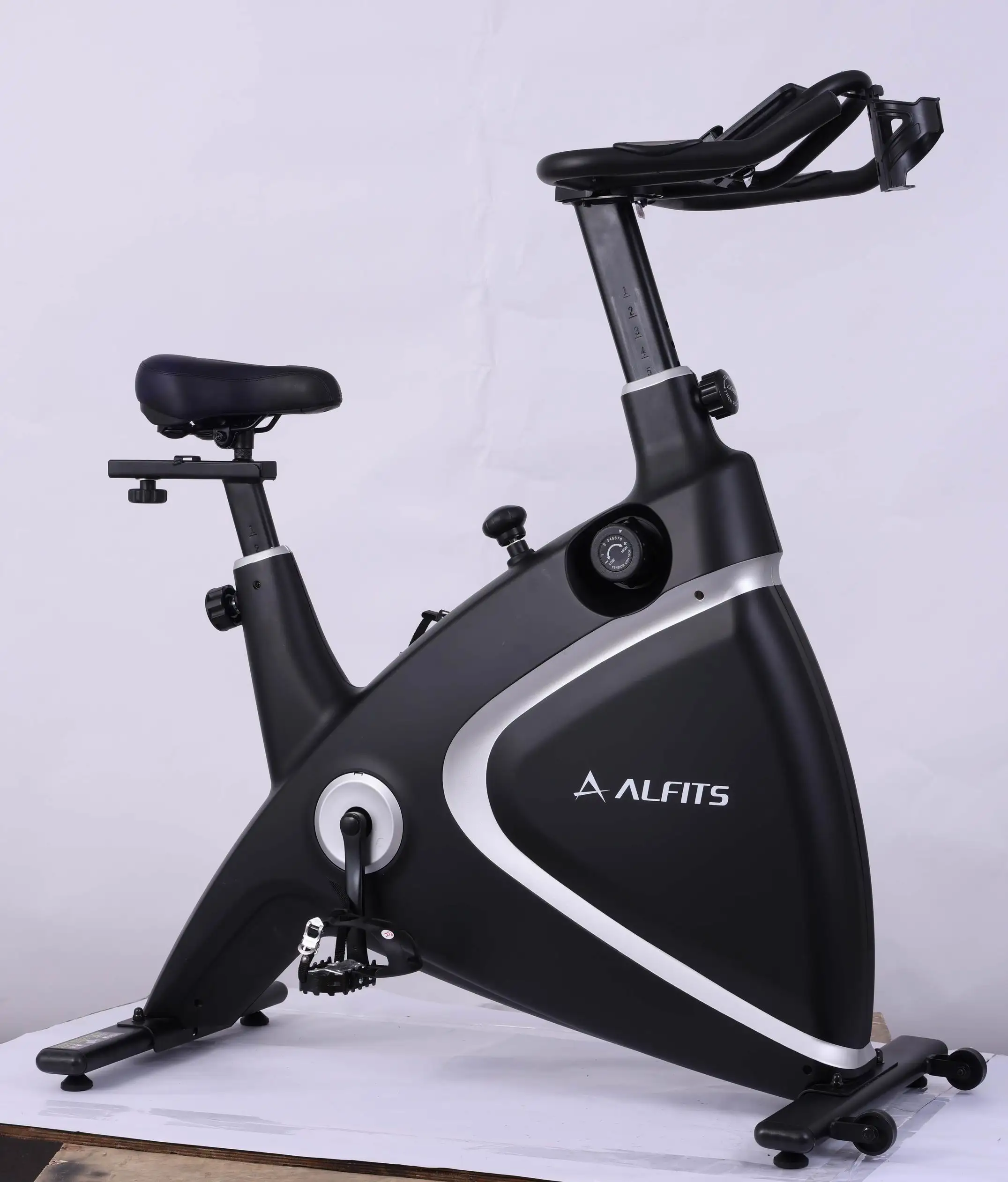 Slim Indoor Cycling Bike with Silent Magnetic Resistance, Hand Pulse and Tablet/Water Bottle Holder, Fitness Stationary Exercise