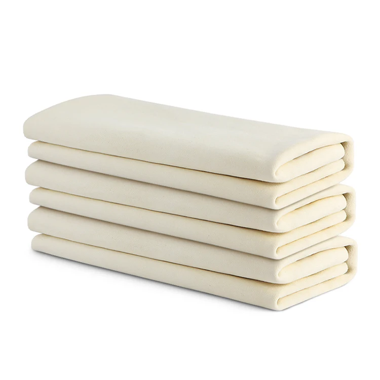 China Chamois Towel Wholesale Cheap 16*28 Inch White Kanebo Plas Chamois Cloth For Car Goood Absorber Chamois For Car