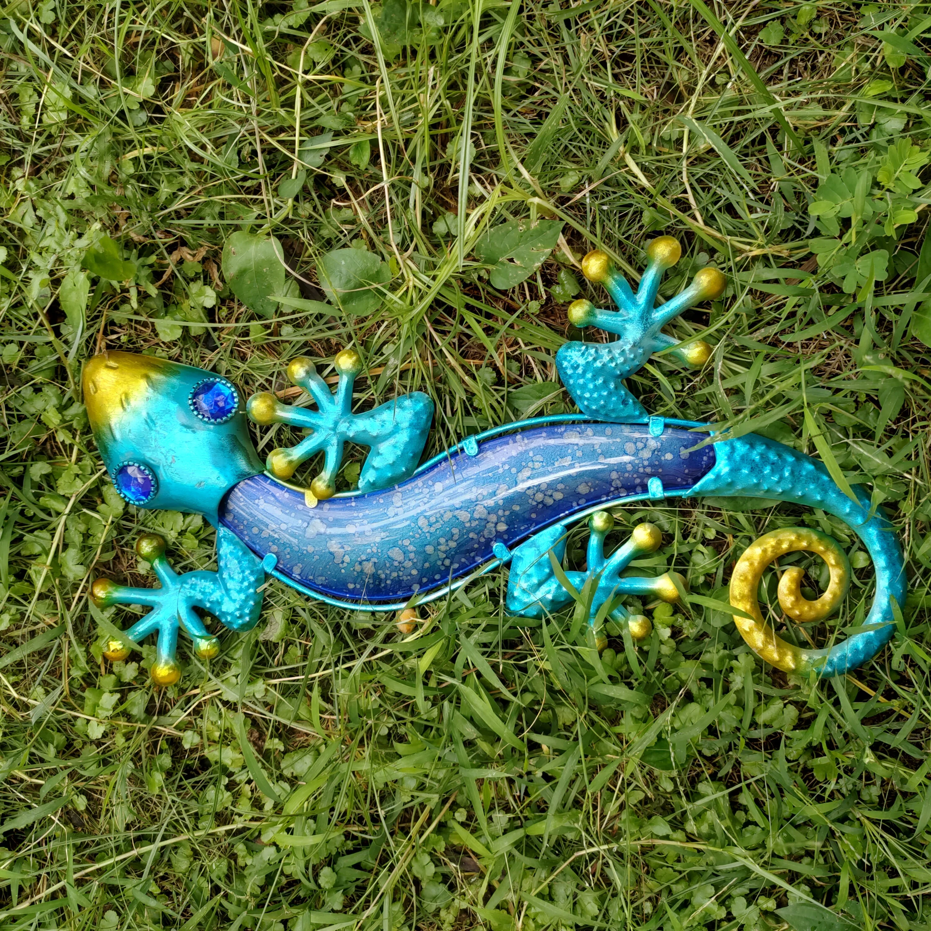 15 Inches Hot Sell Garden Decor Metal And Glass Hand-painting lizard Wall Art Wall Hanging Decor