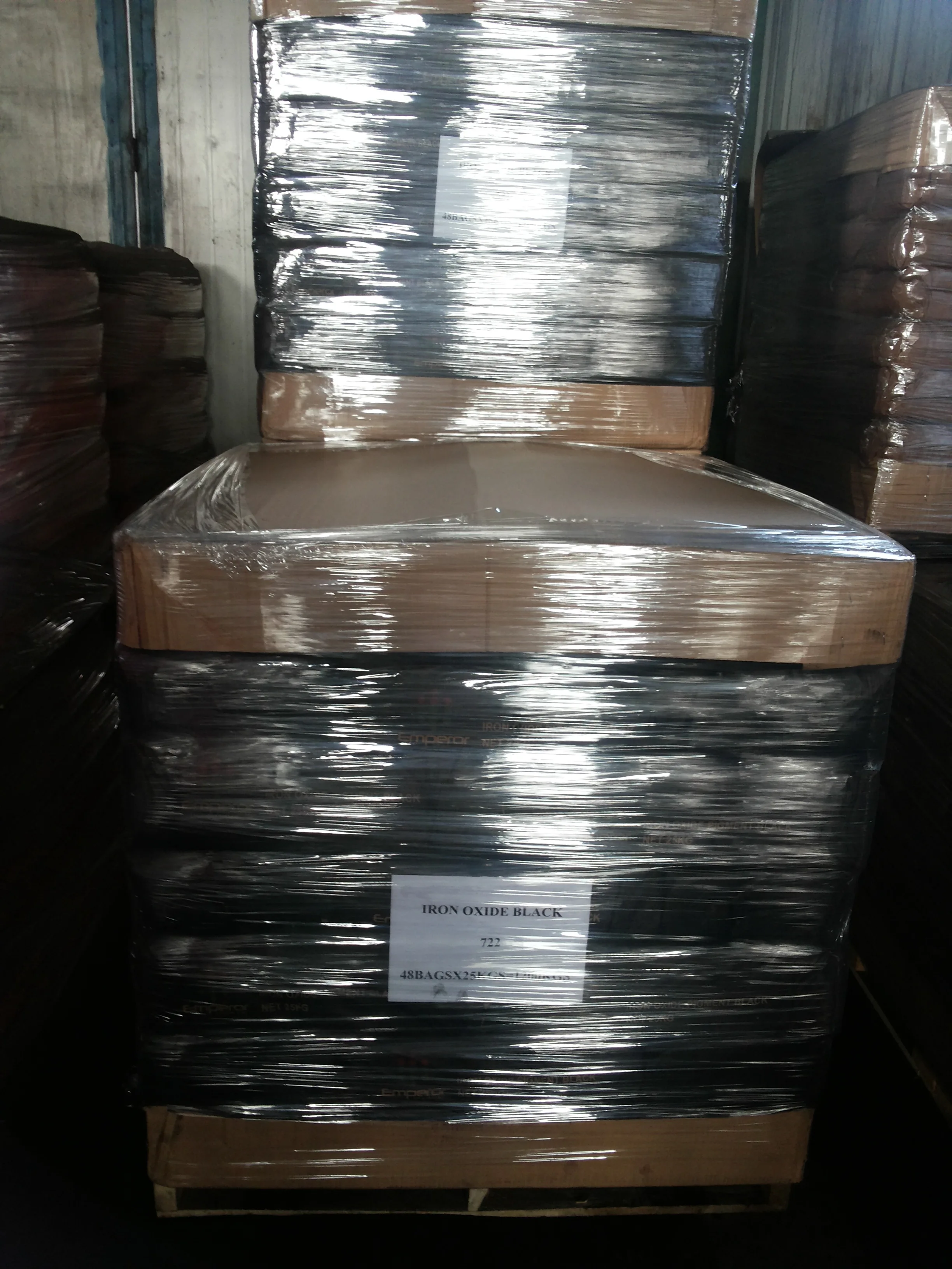 Wholesaler of Iron oxide pigment, Iron oxide black, Iron oxide Black 330,722,318