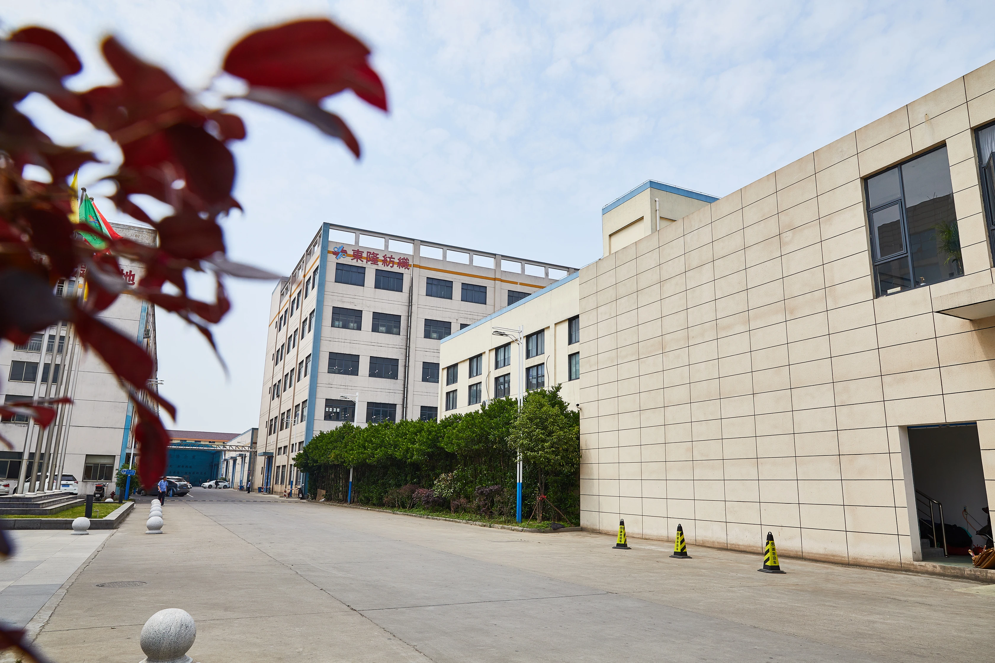 PD + Pearlized PU Coating Face 20D*20D*400T 100% Nylon Taffeta Plain light weight