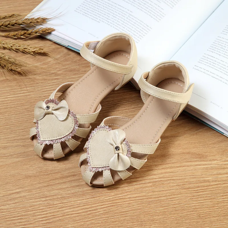 Детские сандалии на плоской подошве B13007A, новые корейские детские пляжные туфли, модные сандалии с вырезами love