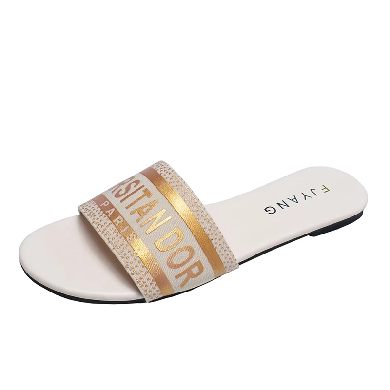 Модные стильные женские сандалии на плоской резиновой подошве Нескользящие тапочки для женщин